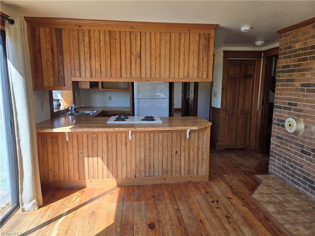 1077 Flat Shoals Road