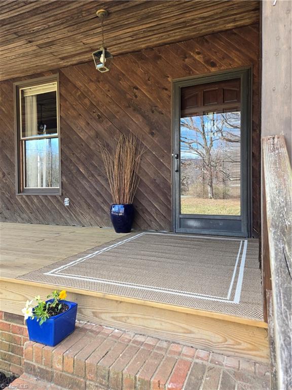 1077 Flat Shoals Road