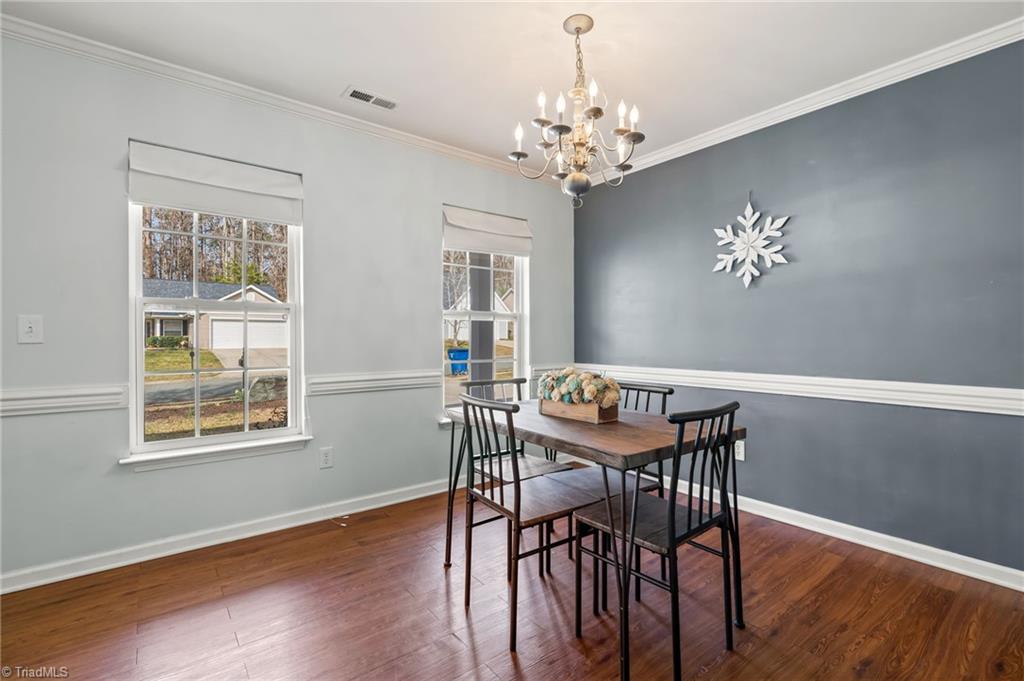 713 Hawthorn Ridge Drive