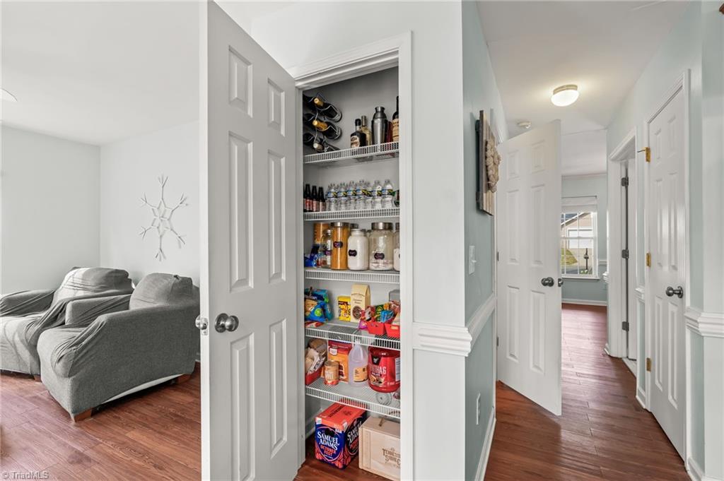 713 Hawthorn Ridge Drive