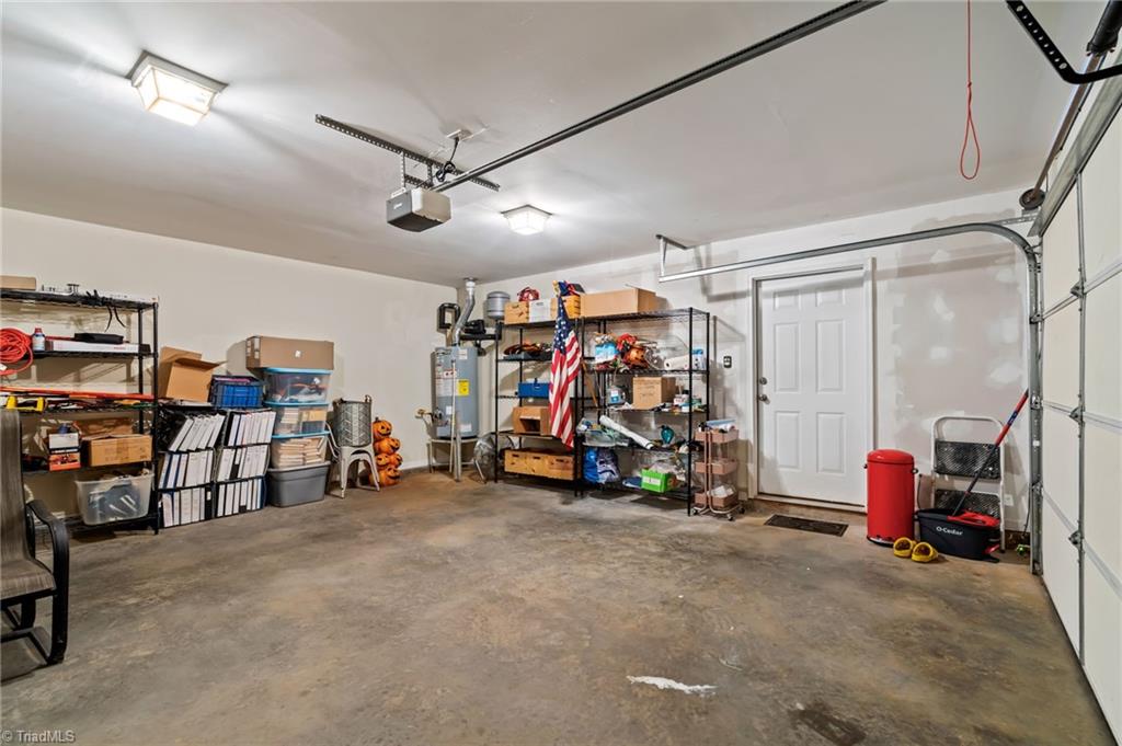 713 Hawthorn Ridge Drive
