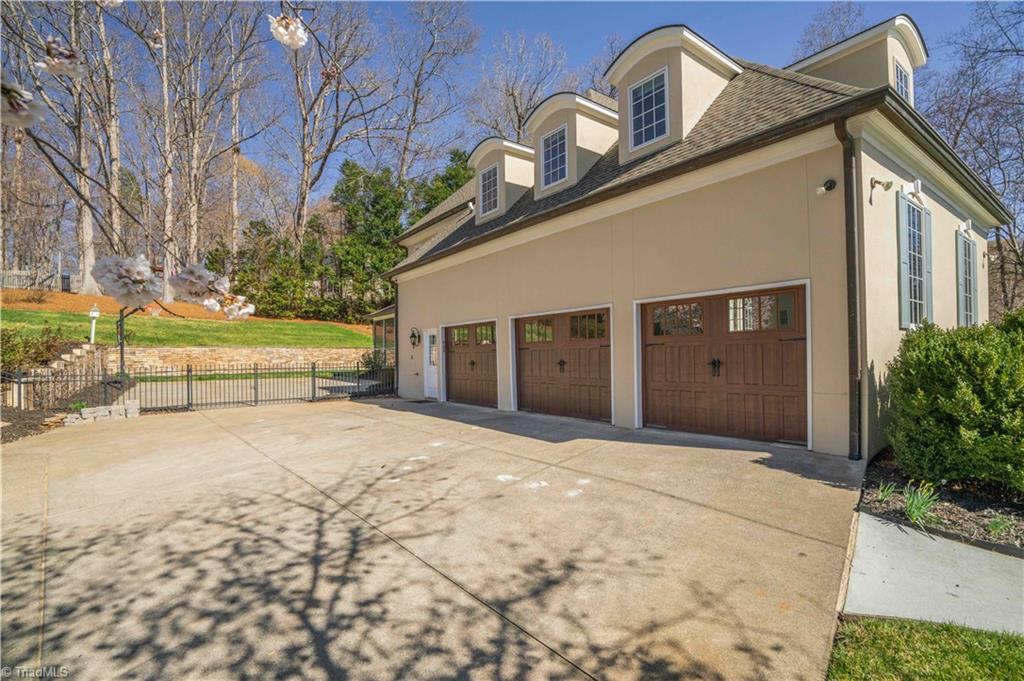1533 Boxthorne Lane, Winston-Salem