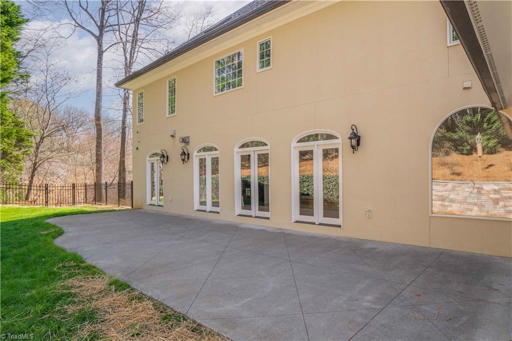1533 Boxthorne Lane, Winston-Salem