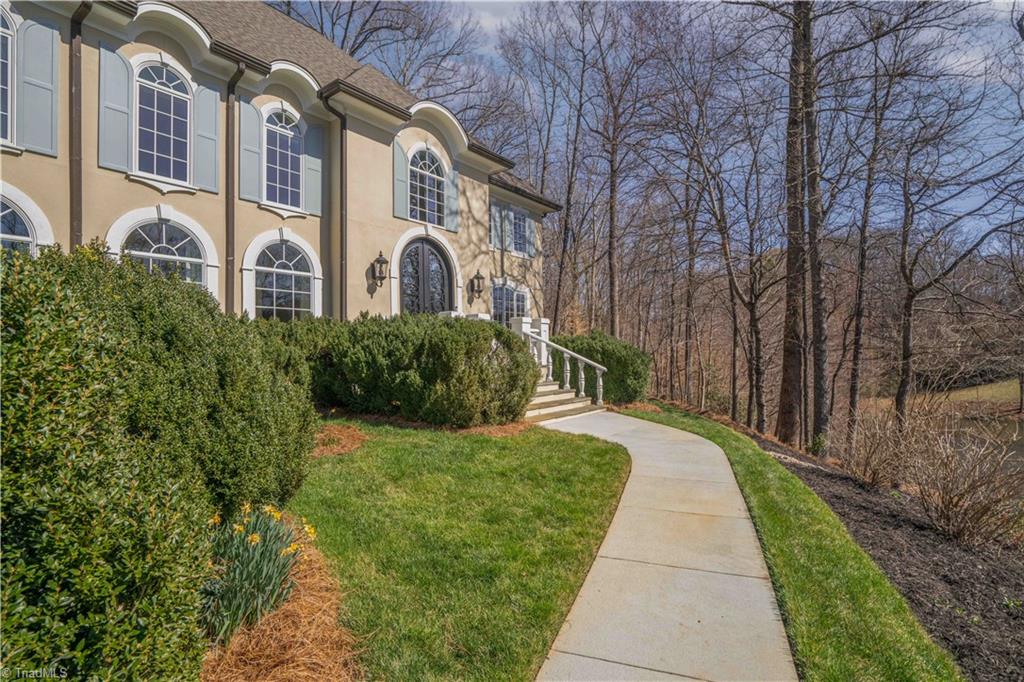 1533 Boxthorne Lane, Winston-Salem
