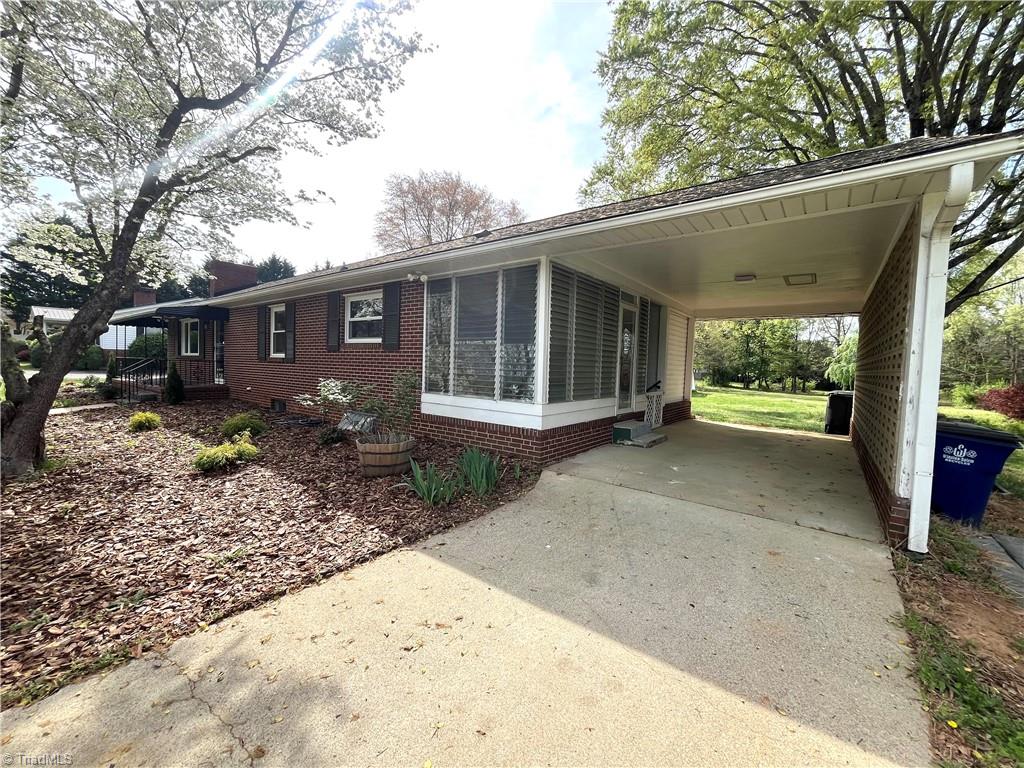 4200 Glenn Hi Road, Winston-Salem