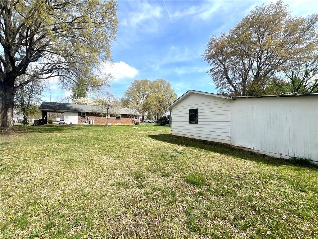 4200 Glenn Hi Road, Winston-Salem