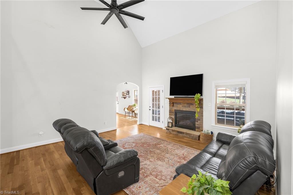 5067 Peppertree Road