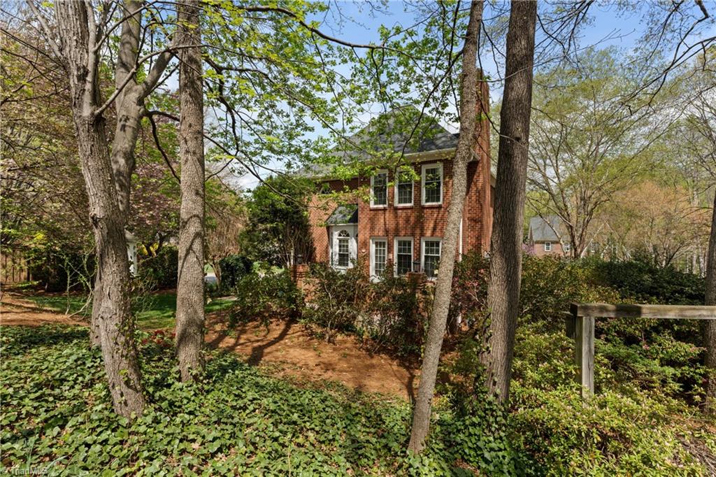 900 Ridge Gate Drive