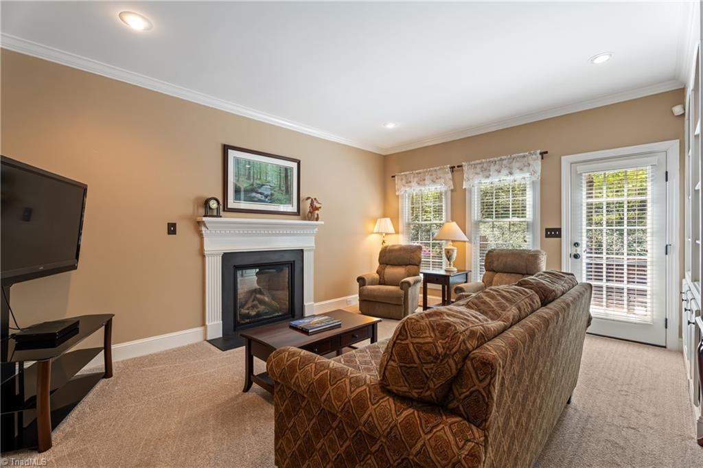 900 Ridge Gate Drive