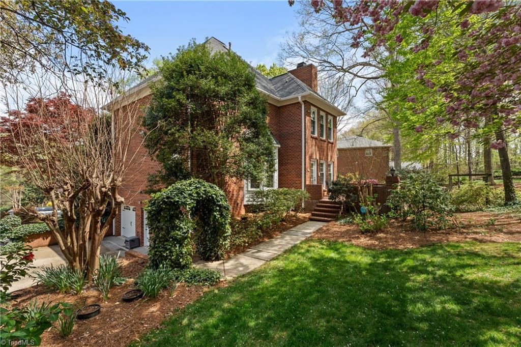 900 Ridge Gate Drive