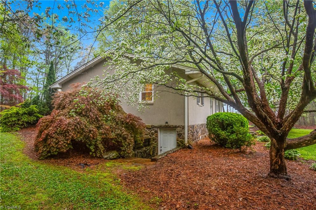 165 Snowberry Lane