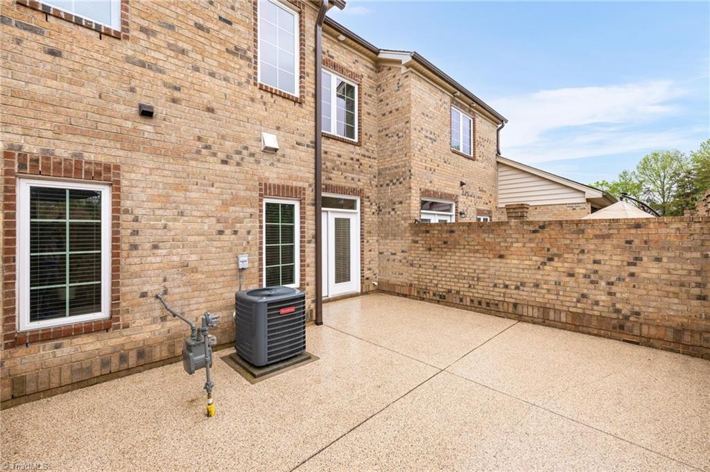 667 Stags Leap Court