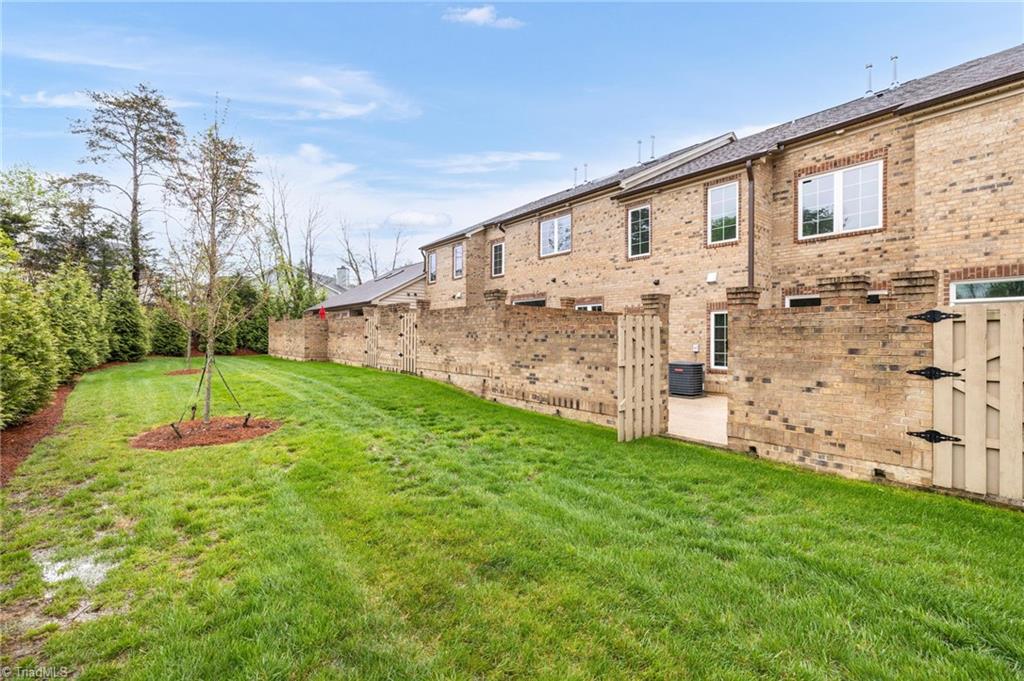 667 Stags Leap Court