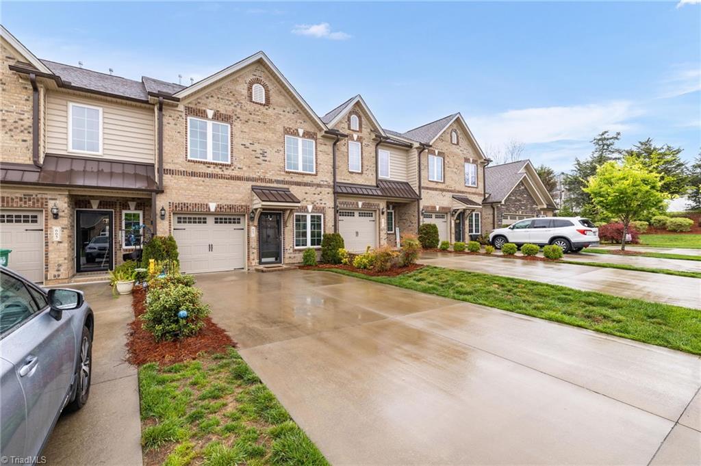 667 Stags Leap Court