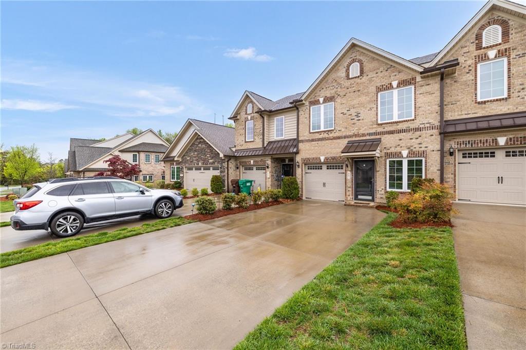 667 Stags Leap Court