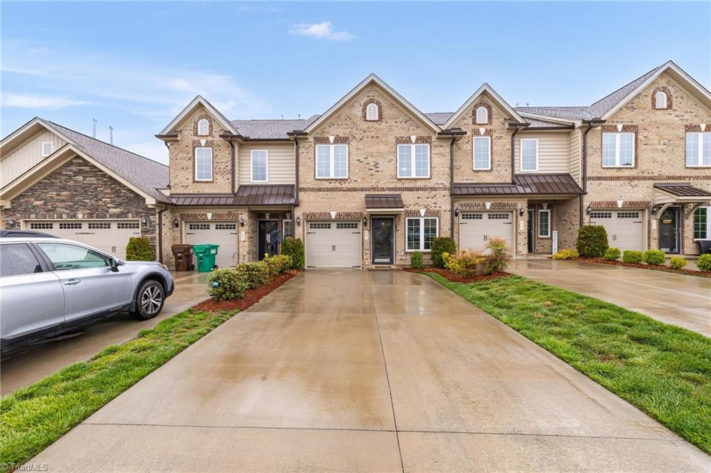 667 Stags Leap Court