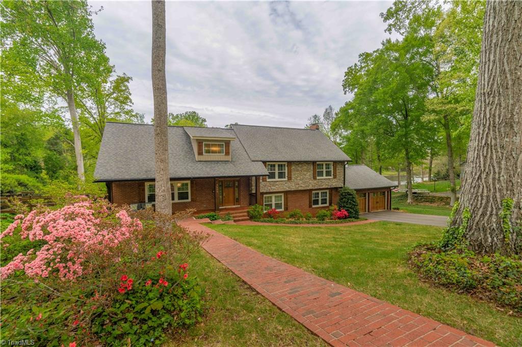 4424 Woodlark Court