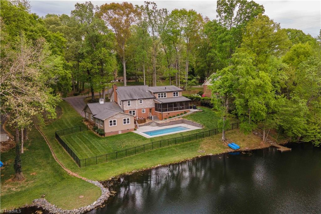 4424 Woodlark Court