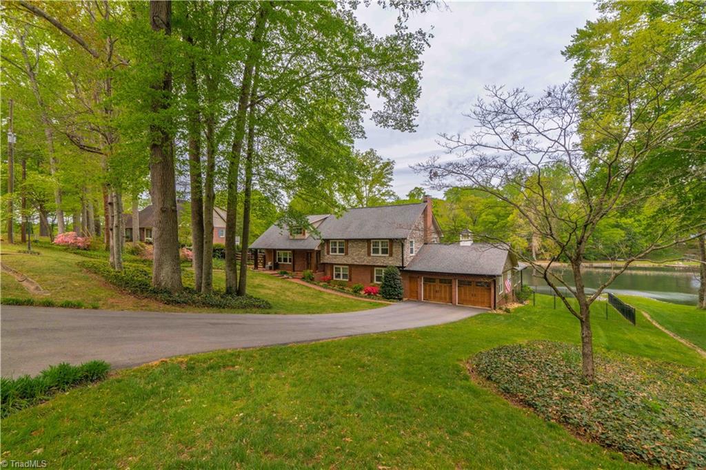 4424 Woodlark Court