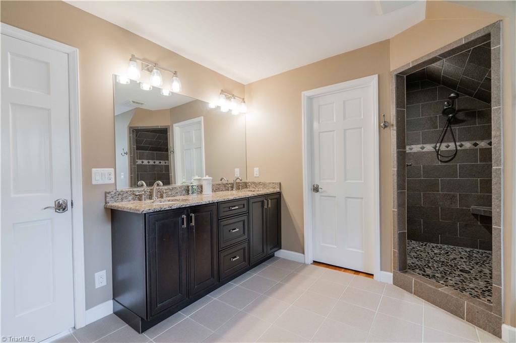 4424 Woodlark Court