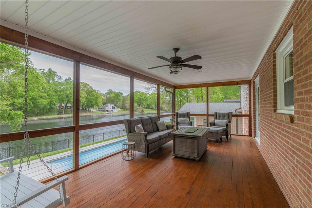 4424 Woodlark Court