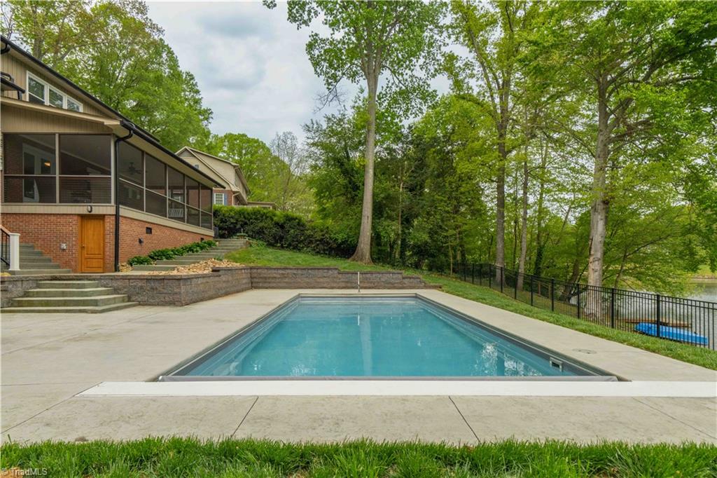 4424 Woodlark Court
