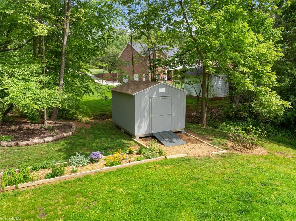 2061 Heidelbury Drive, Winston-Salem