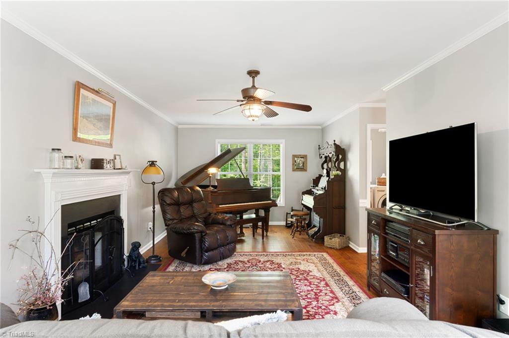 2061 Heidelbury Drive, Winston-Salem