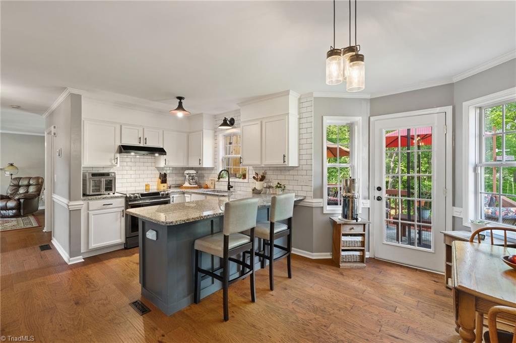2061 Heidelbury Drive, Winston-Salem