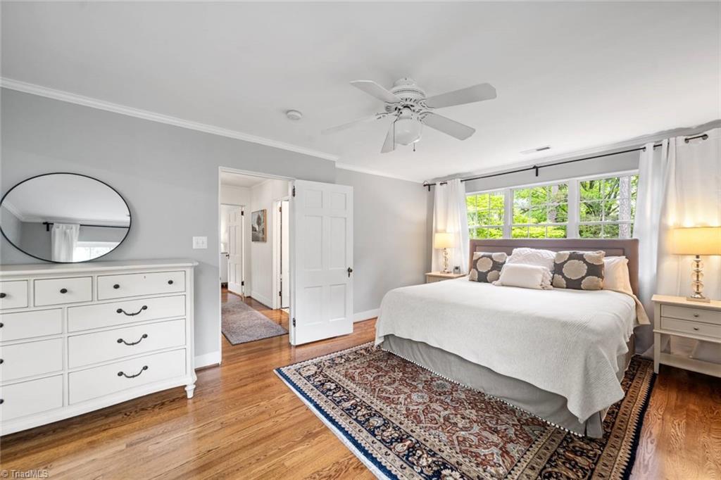 1883 Meadowbrook Drive, Winston-Salem