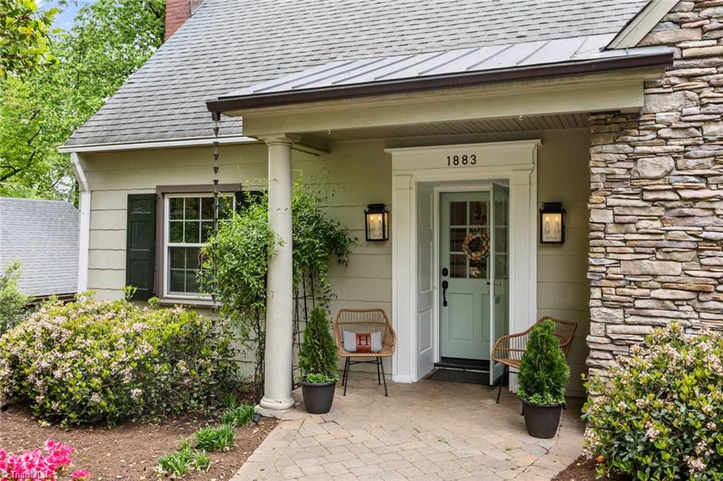 1883 Meadowbrook Drive, Winston-Salem