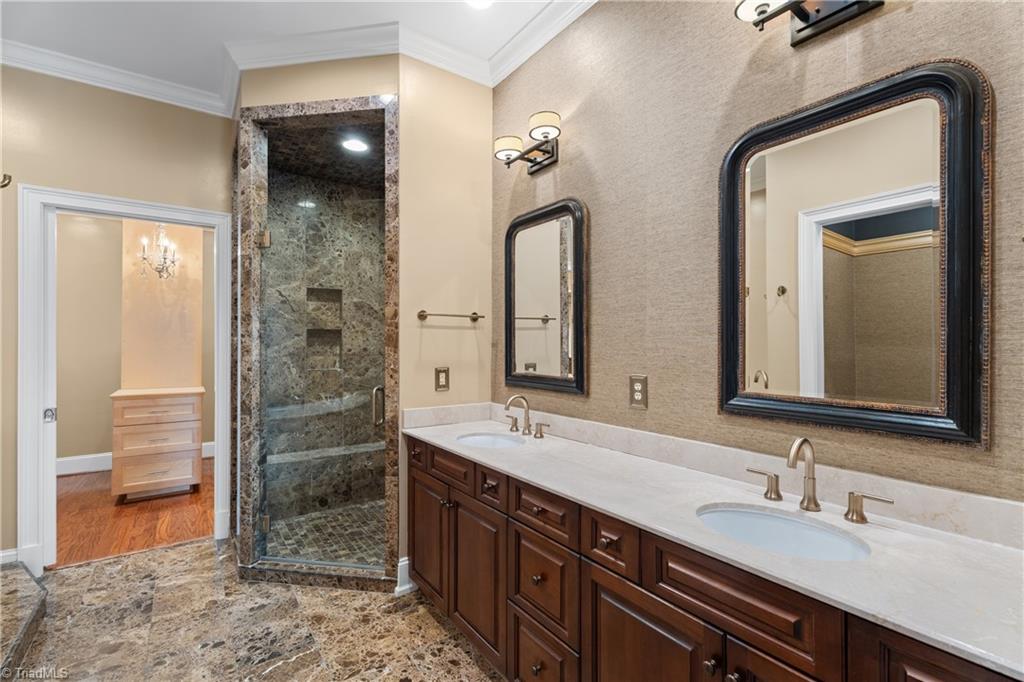 1 Park Vista Lane # 430, Winston-Salem Unit: 430