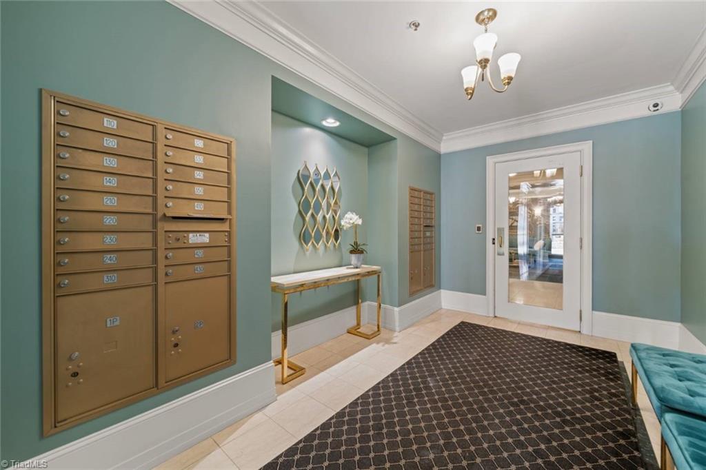 1 Park Vista Lane # 430, Winston-Salem Unit: 430
