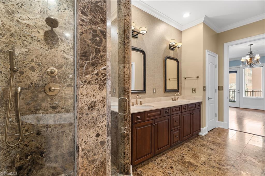 1 Park Vista Lane # 430, Winston-Salem Unit: 430