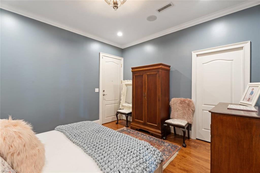 1 Park Vista Lane # 430, Winston-Salem Unit: 430