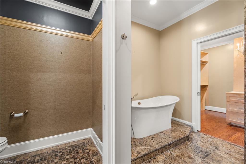 1 Park Vista Lane # 430, Winston-Salem Unit: 430