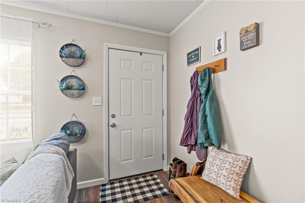 230 Friendly Avenue