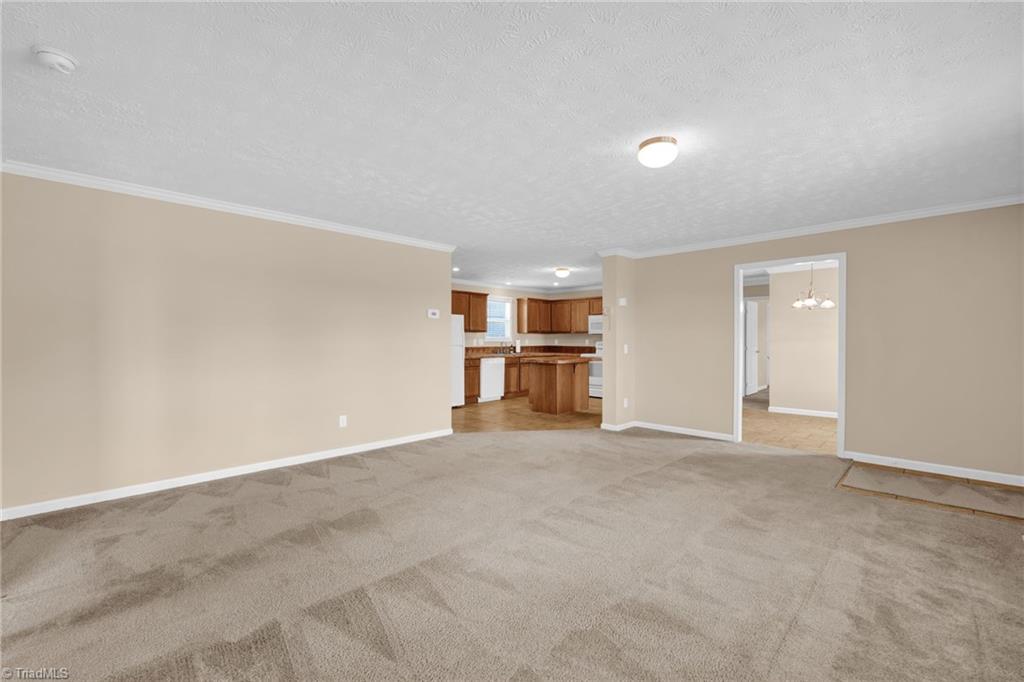 2533 Croatan Trail