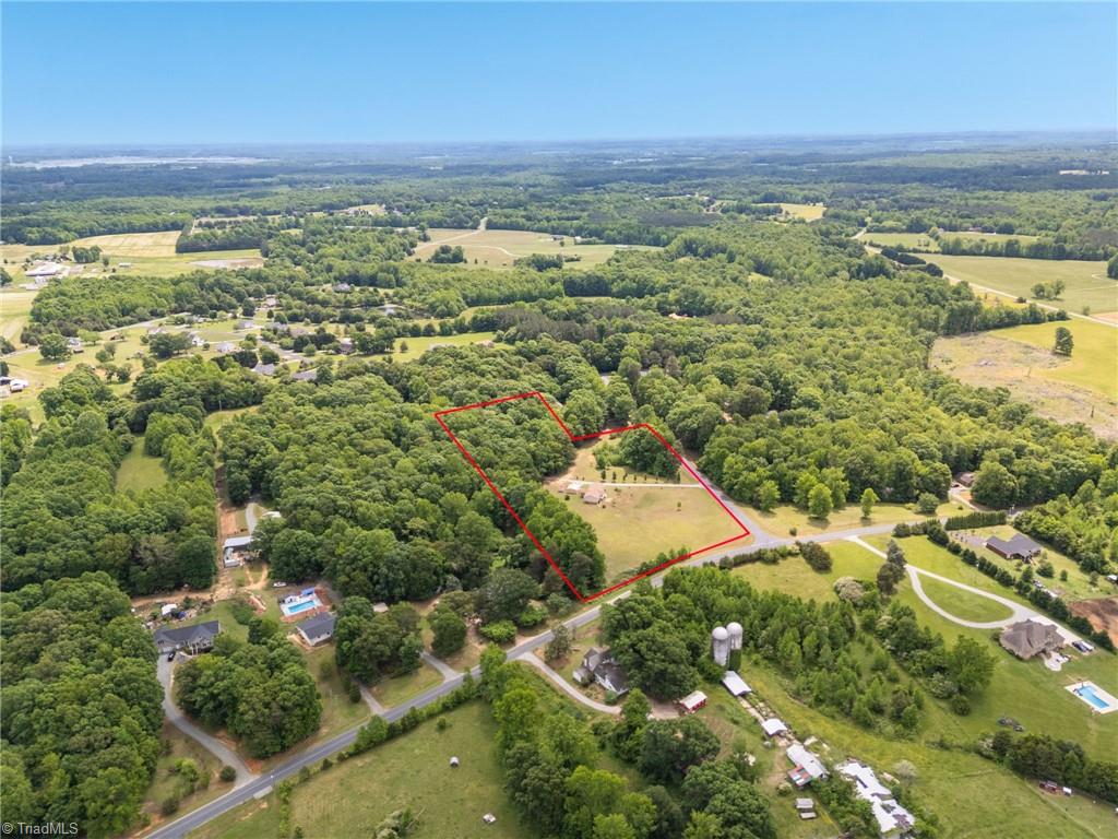 2533 Croatan Trail
