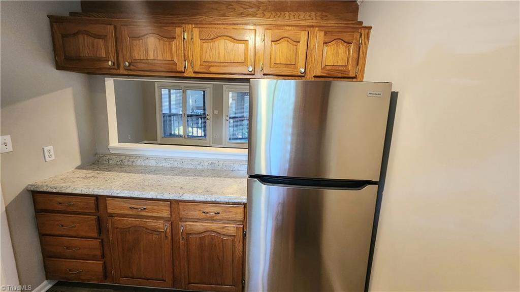 127 Cedar Cove Lane, Winston-Salem