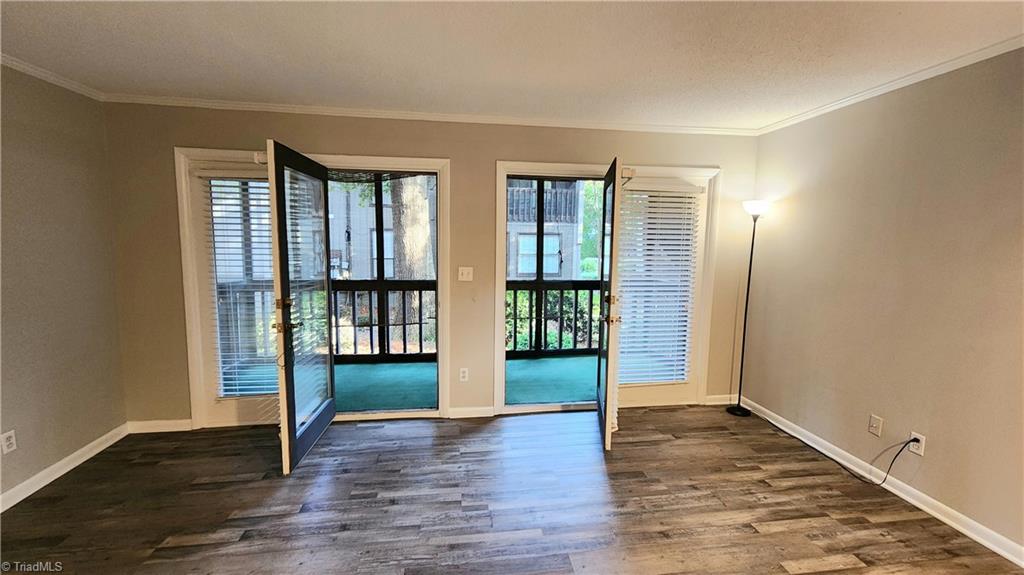 127 Cedar Cove Lane, Winston-Salem