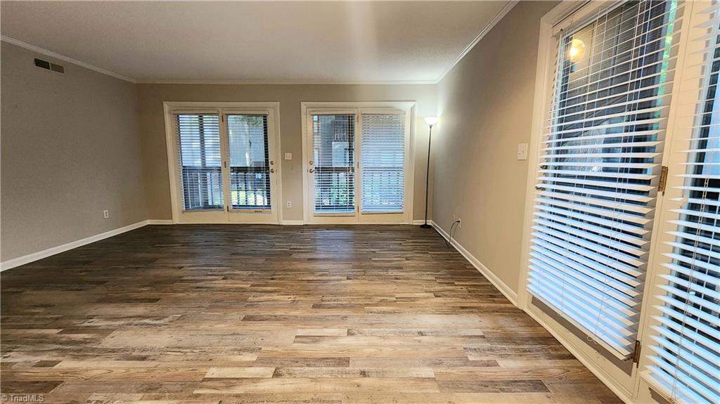 127 Cedar Cove Lane, Winston-Salem