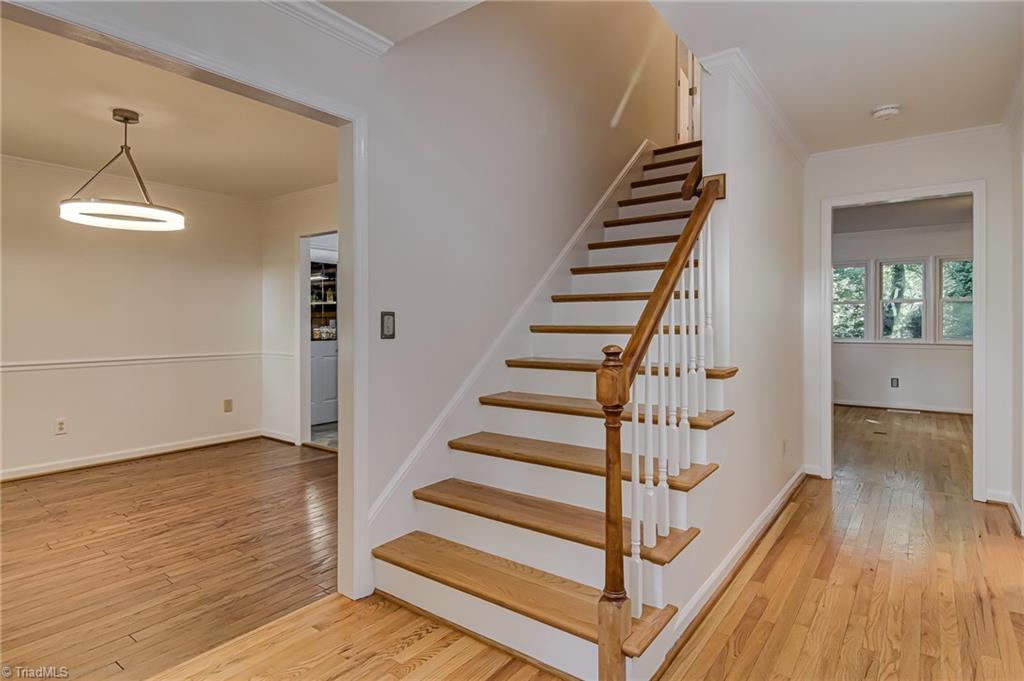 33 Carrisbrooke Lane, Winston-Salem