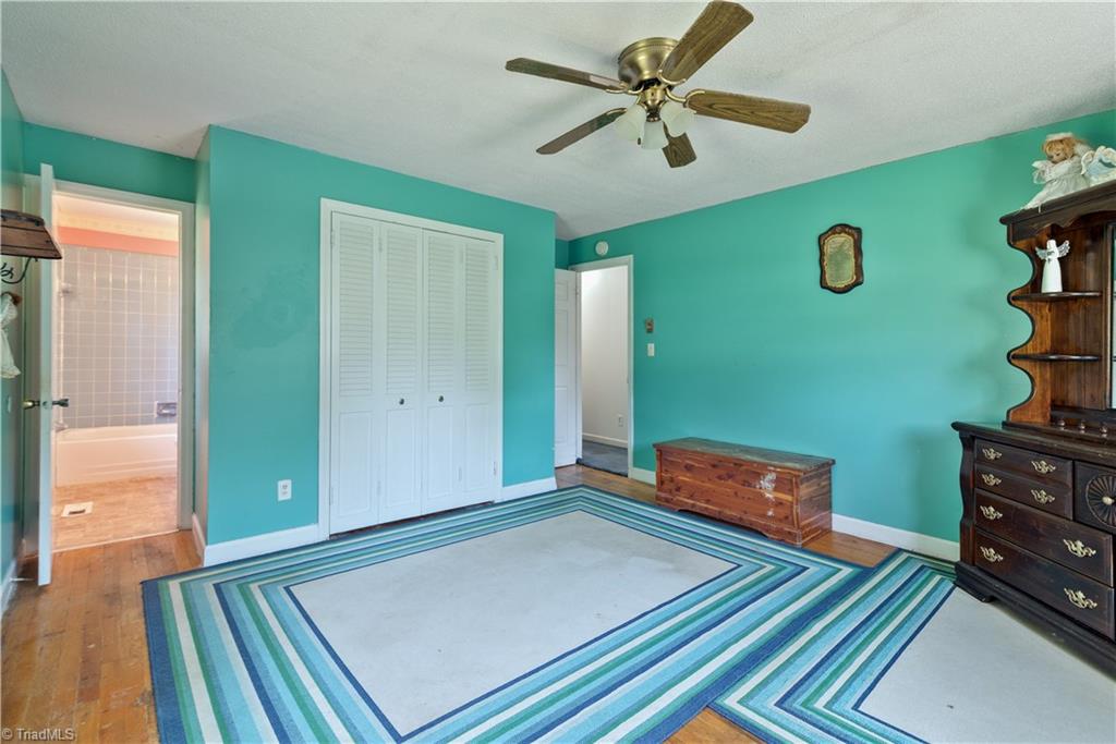 5740 Murray Road, Winston-Salem