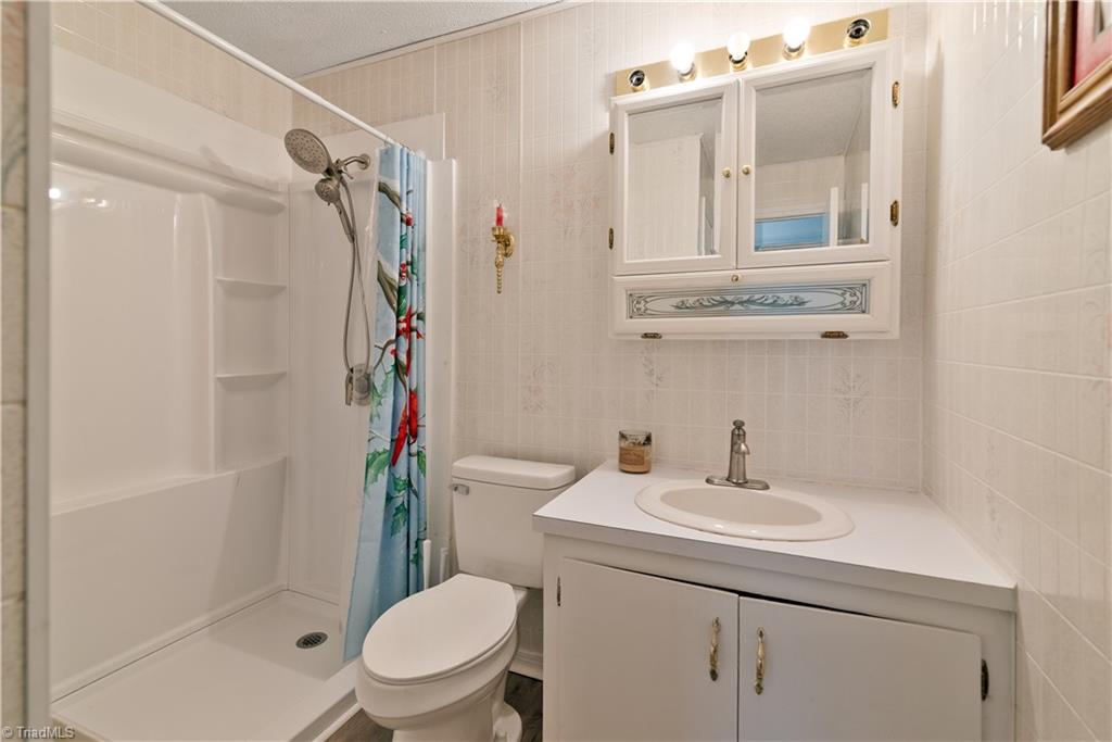 5740 Murray Road, Winston-Salem