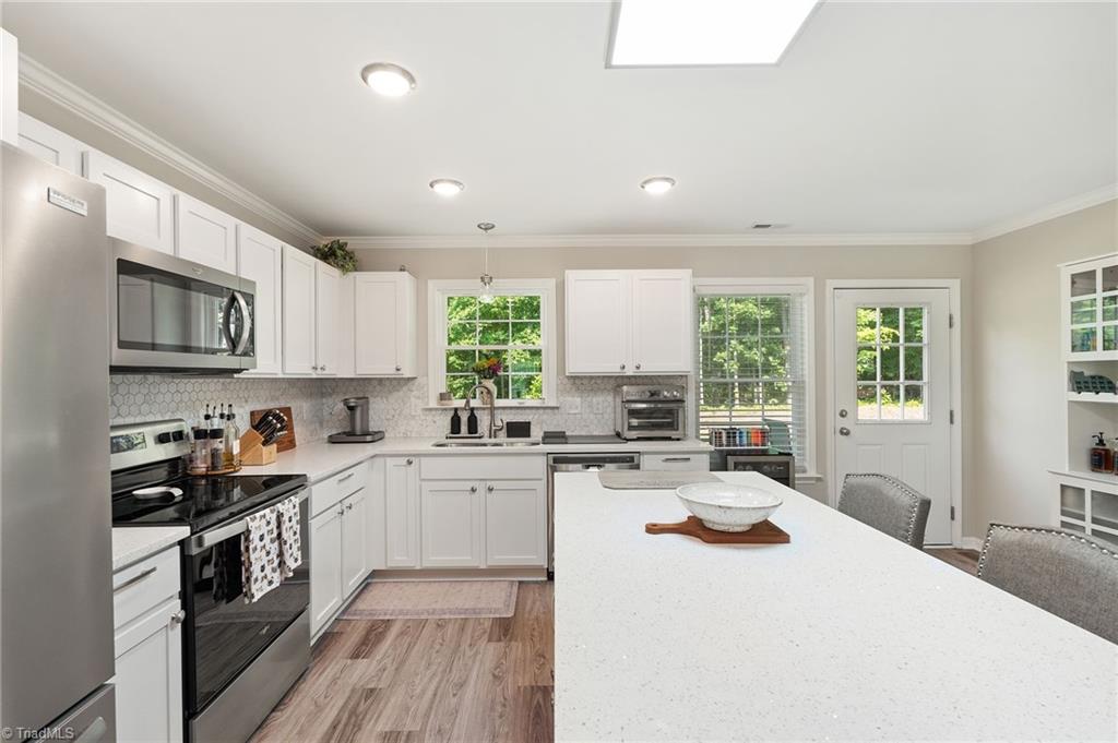 2948 Lashmit Drive, Winston-Salem