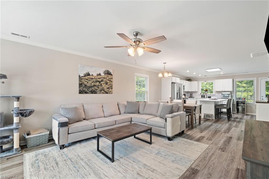 2948 Lashmit Drive, Winston-Salem