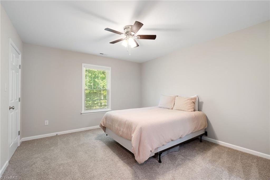 2948 Lashmit Drive, Winston-Salem