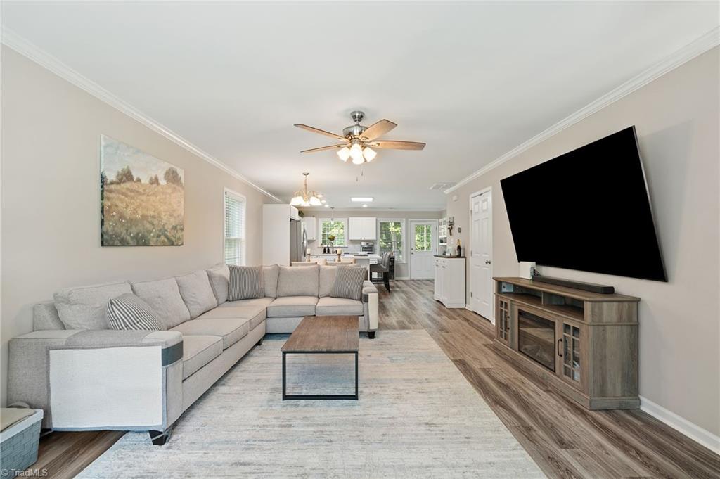 2948 Lashmit Drive, Winston-Salem