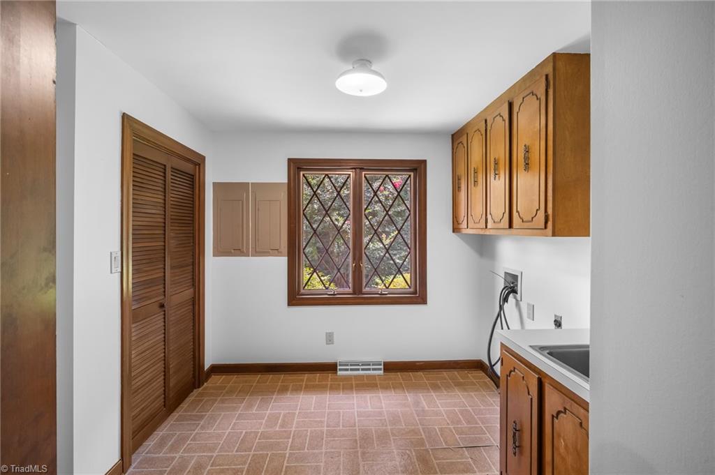 304 Cascade Drive
